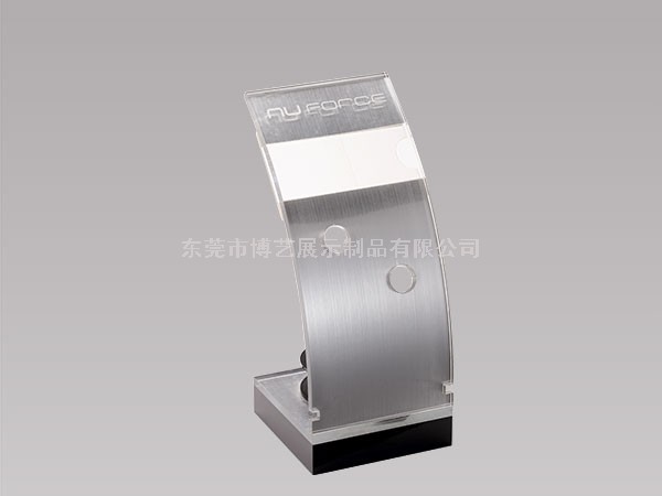 大型超市如何用亞克力制品來展現商品，讓顧客有消費的沖動呢？